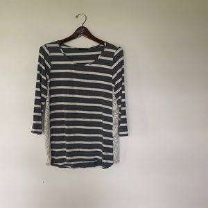 Women’s grey striped top